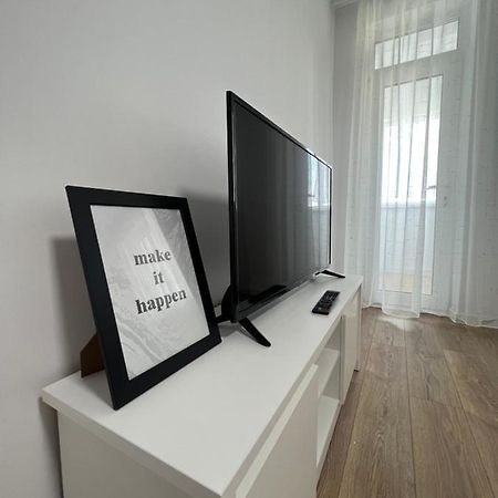 Sunny Apartment Center Suceava Exteriör bild