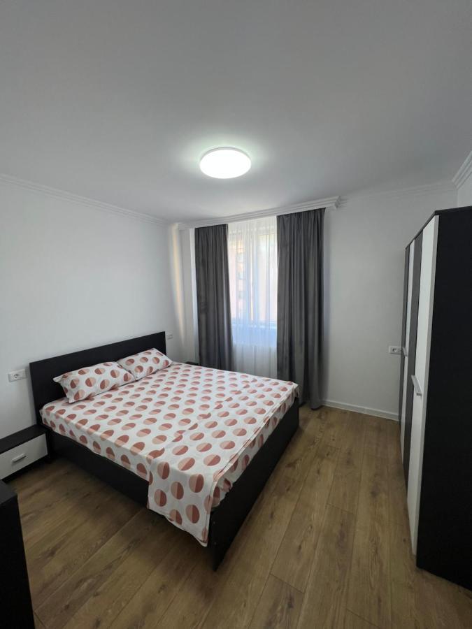 Sunny Apartment Center Suceava Exteriör bild