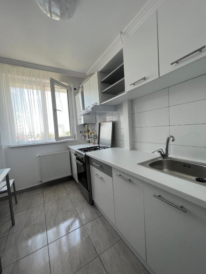 Sunny Apartment Center Suceava Exteriör bild