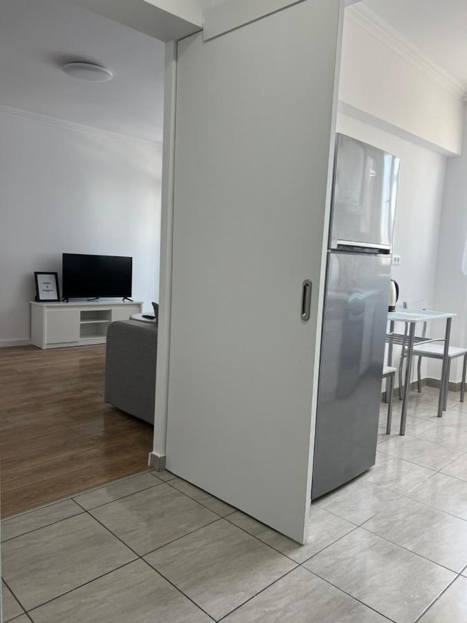 Sunny Apartment Center Suceava Exteriör bild